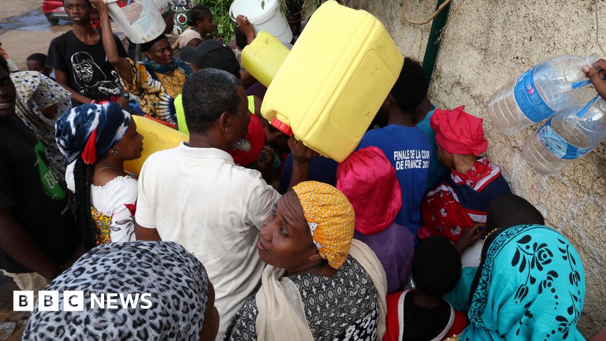 Cyclone Chido: Macron visits Mayotte while thousands of people are still missing after the storm