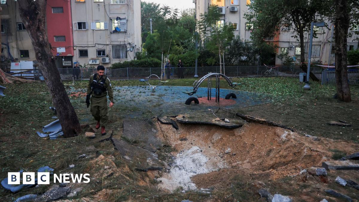 Houthi missile strike in Tel Aviv injures more than a dozen