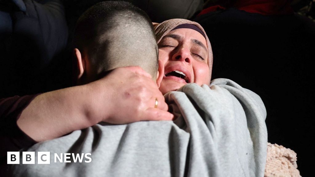 Freed Palestinian prisoners reunite with family and friends