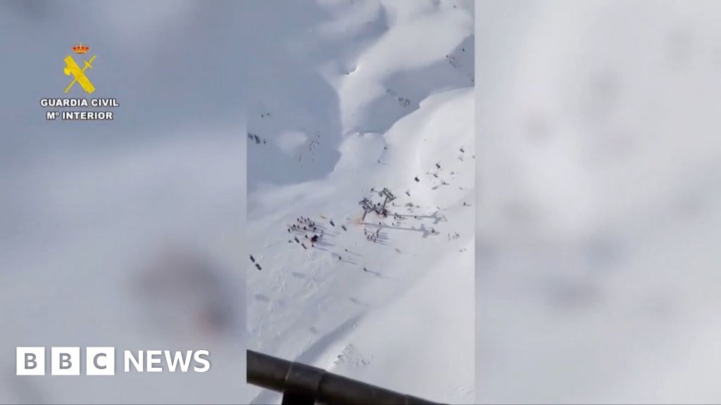 “People were flying”: Eyewitnesses describe ski lift collapse