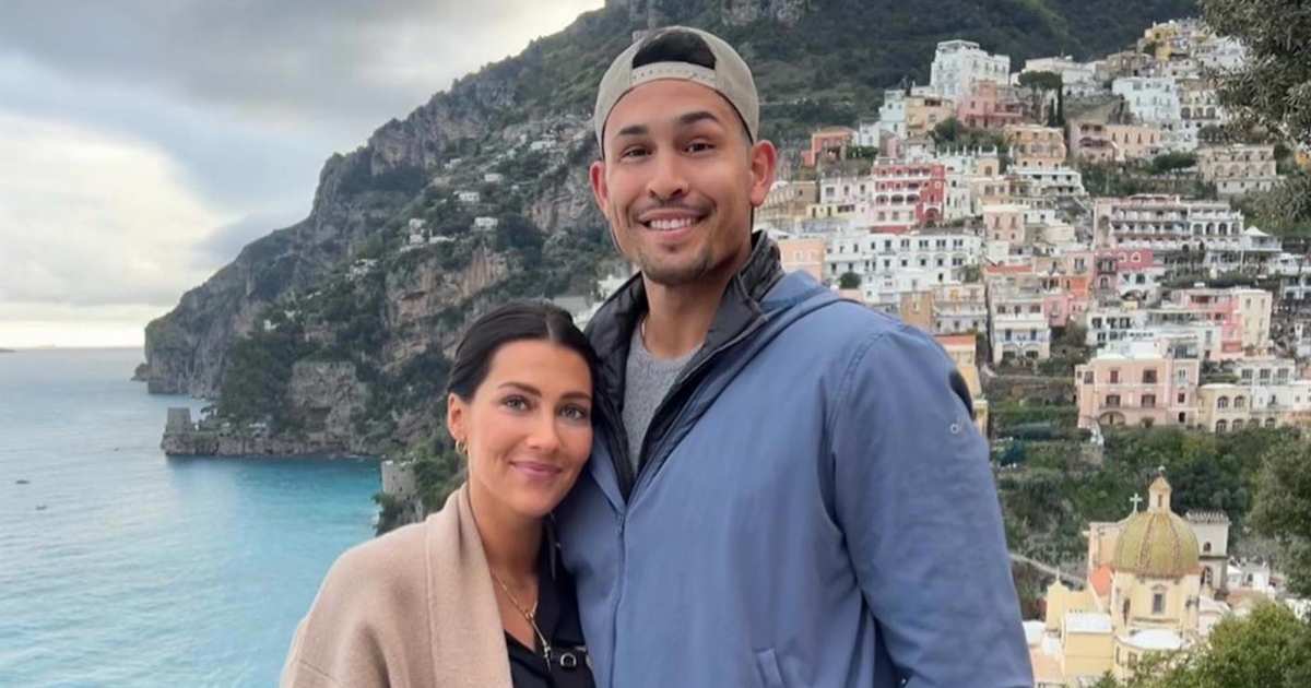 Bachelorette Becca Kufrin gives husband Thomas Jacobs a tattoo