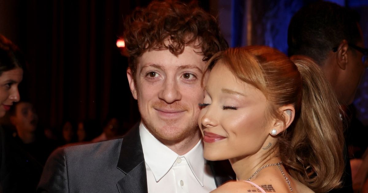 Ariana Grande gets closer to boyfriend Ethan Slater as Wicked wins award